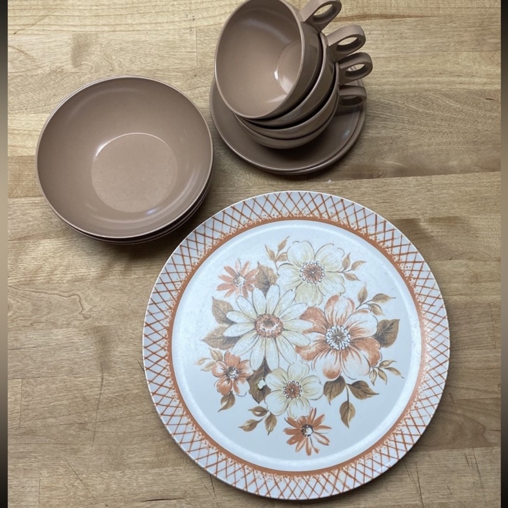 Vintage Set of 16 floral brown melamine dinnerware dish set